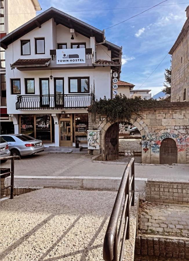 Town Hostel Peć Eksteriør billede