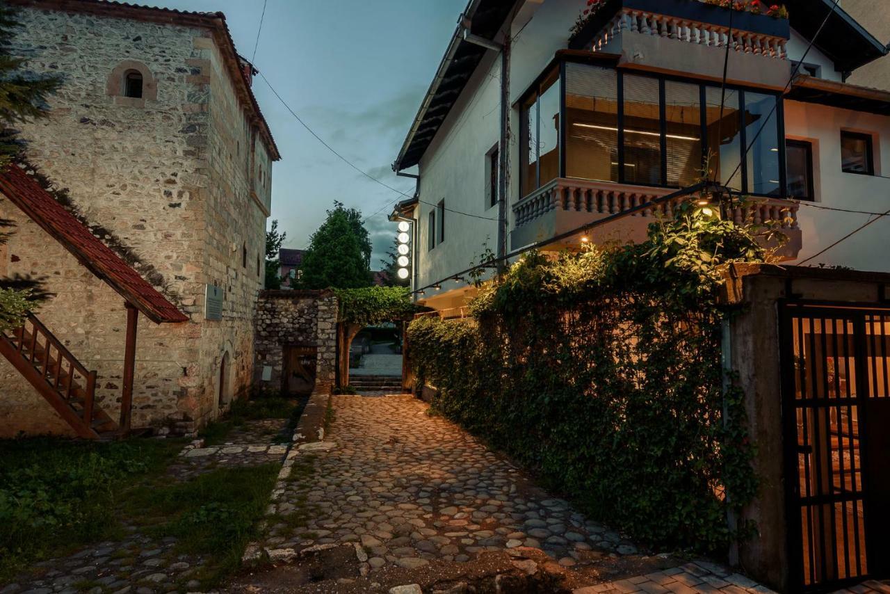 Town Hostel Peć Eksteriør billede